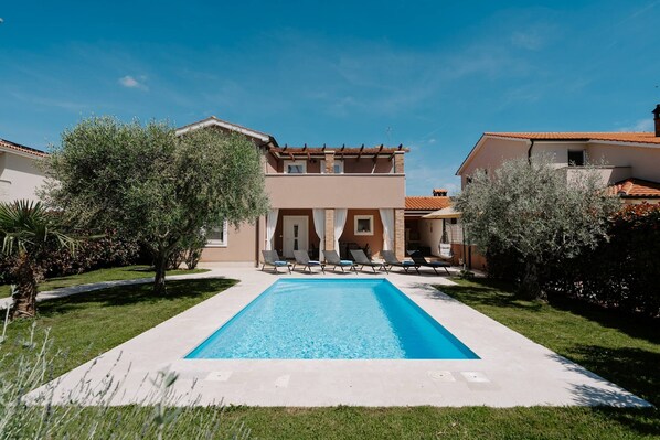 Piscina