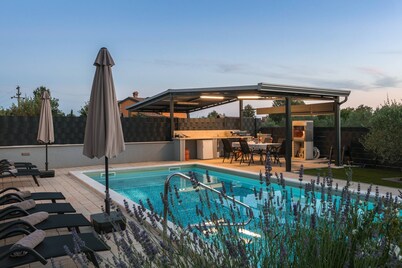 Villa Milina (100321-K1) - Visnjan (Porec)