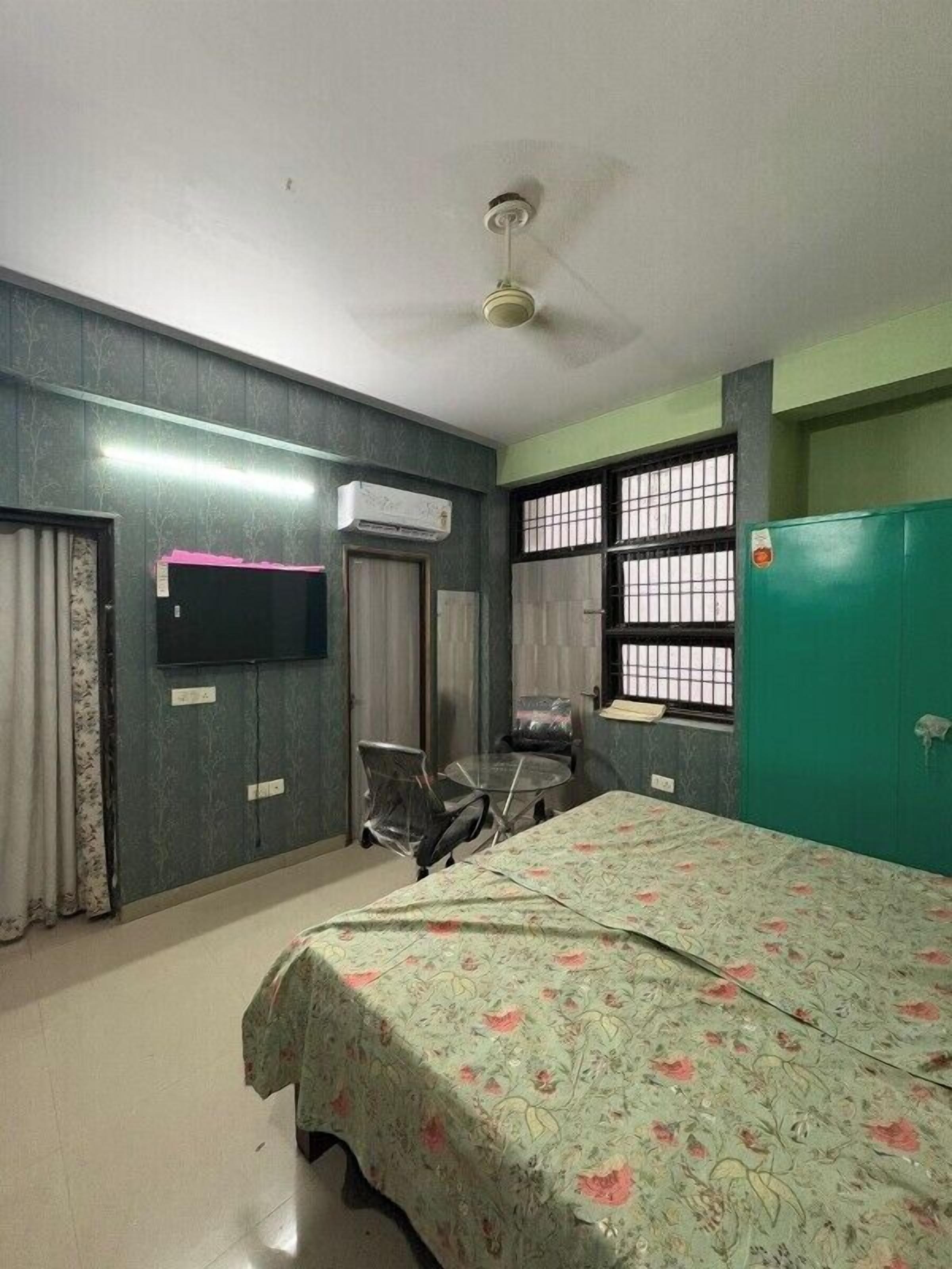 デラックス ダブルルーム | WiFi (無料)