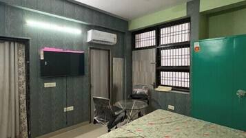 Deluxe Double Room | Free WiFi