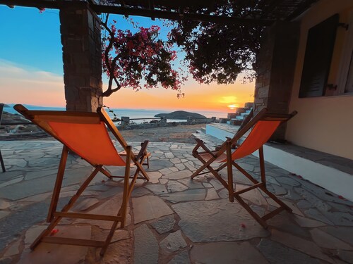 Your Peaceful Getaway – Sea View Serenity Villa, Delfini Bay Syros