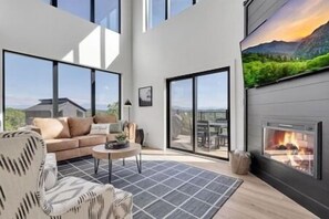 TV, peis, videospill og fotballspill