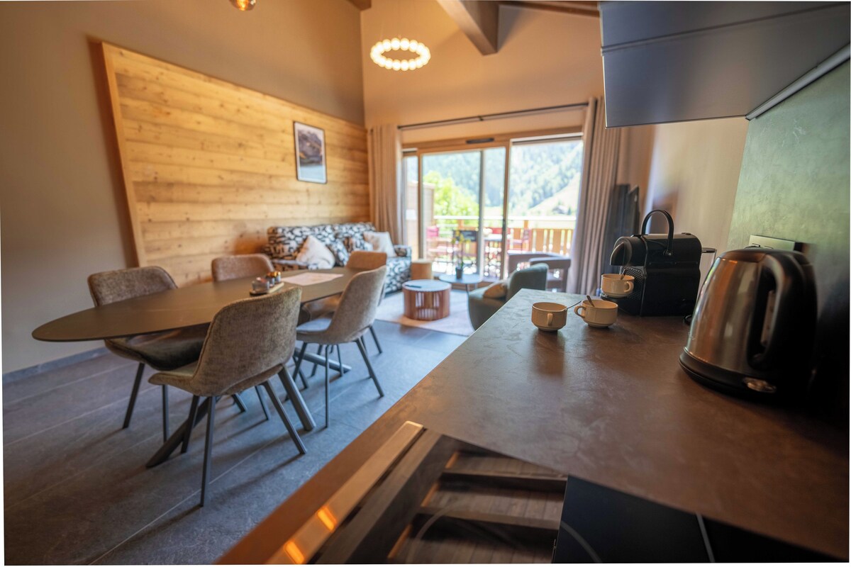 Apartment, 2 Bedrooms | Living area | 50-cm flat-screen TV with cable channels