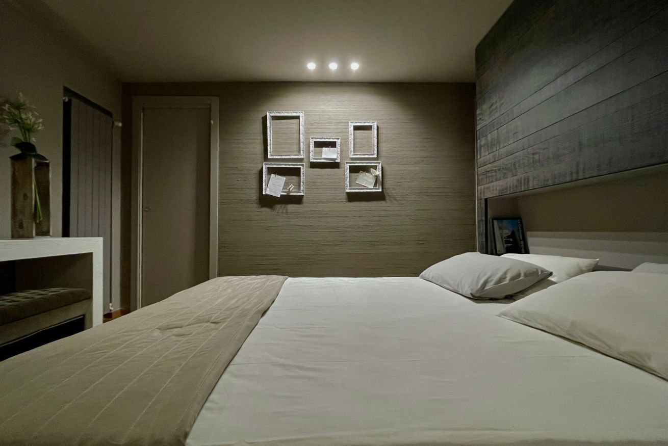 1 chambre, fer et planche à repasser, Wi-Fi gratuit, draps fournis