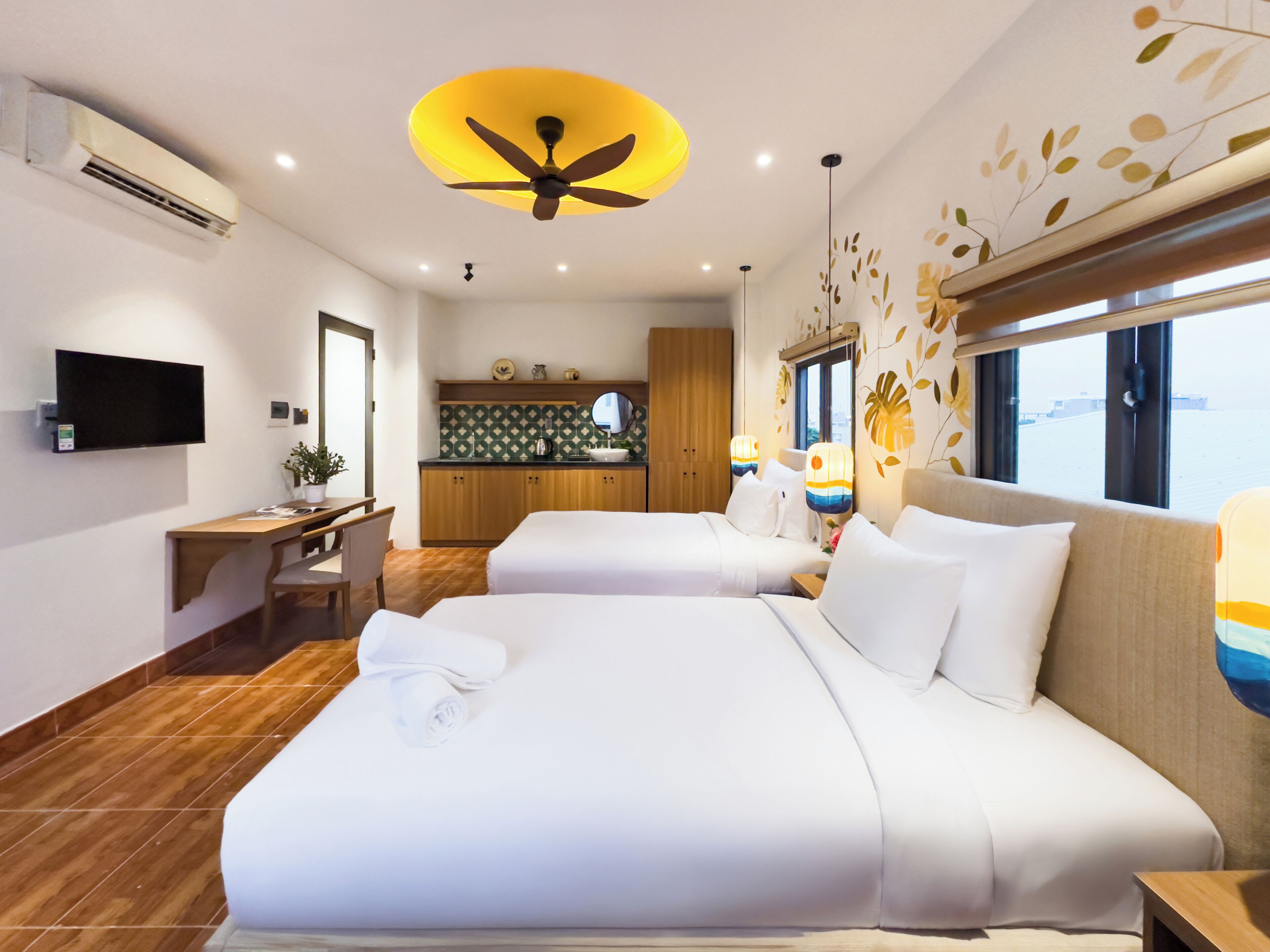 City Twin Room | Soundproofing, free WiFi, bed sheets