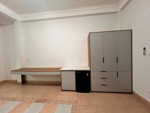 واي فاي مجانًا وملاءات أسرّة