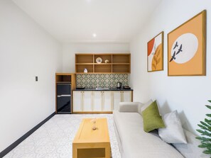 Studio Suite | Private kitchen | Mini-fridge, microwave, stovetop, cookware/dishes/utensils - Sujet Center Hotel by Haviland  (Hai Chau)