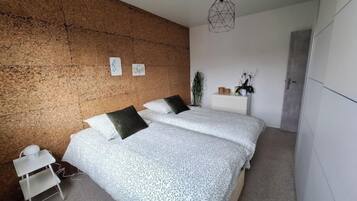 3 Schlafzimmer, Bügeleisen/Bügelbrett, WLAN, Bettwäsche