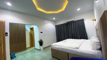 Giường phụ