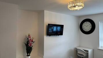 Shared Dormitory, 2 Bedrooms | Room amenity