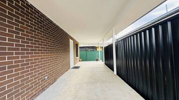 House, 3 Bedrooms, Smoking, Balcony | Kawasan hartanah