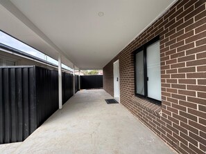 House, 3 Bedrooms, Smoking, Balcony | Property grounds