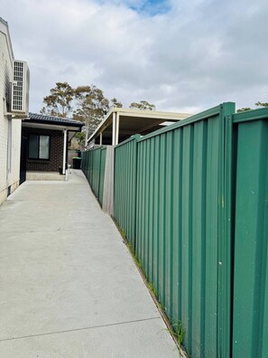 House, 3 Bedrooms, Smoking, Balcony | Property grounds