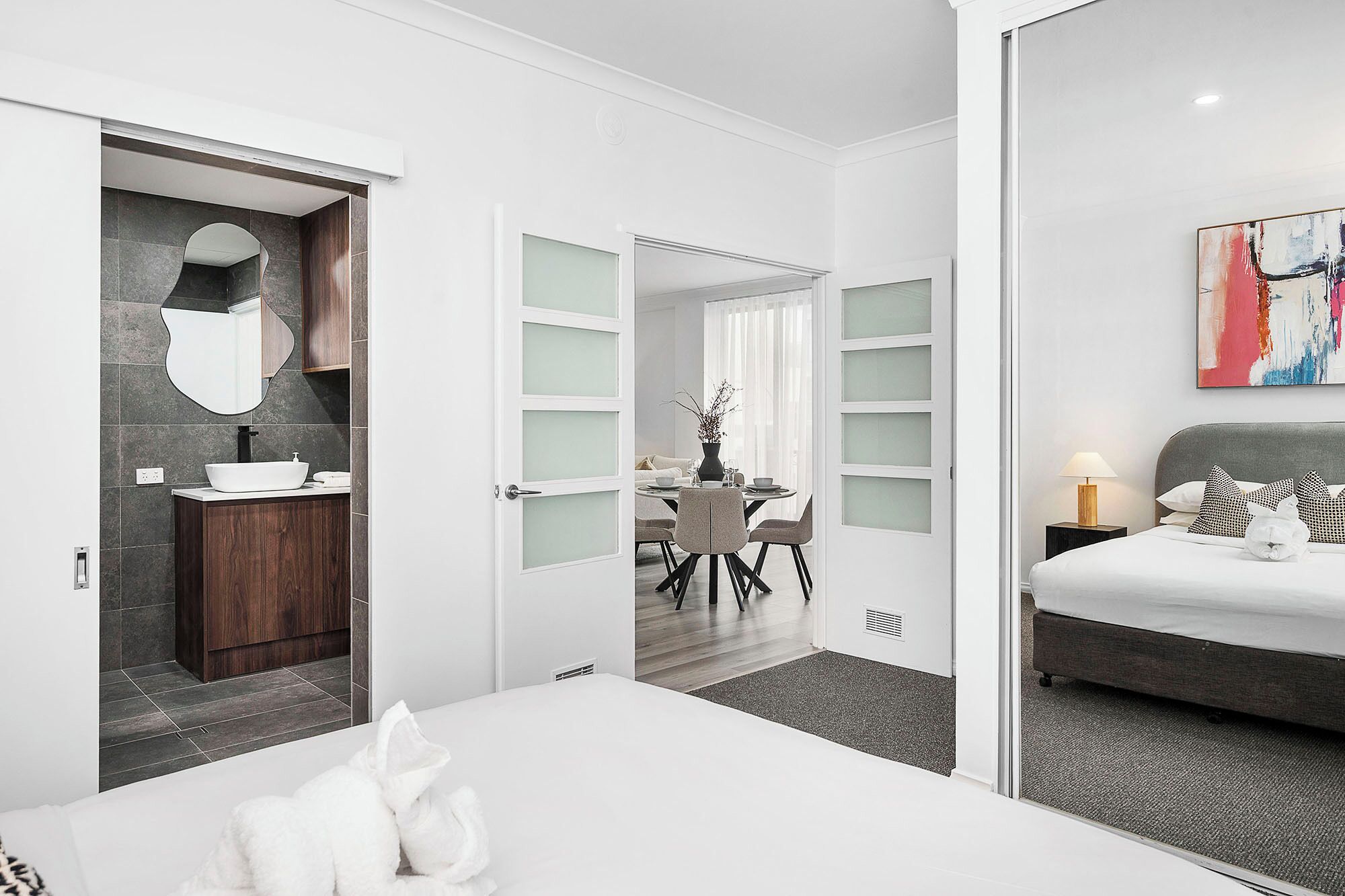 2 bedrooms, desk, iron/ironing board, free WiFi