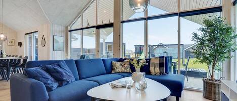 Fireplace, table football, ping pong