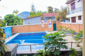 10 indoor pools, 15 outdoor pools - Bamboo Savanna Villas (Arusha)