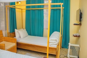 Comfort Double Room Single Use | Desk
