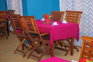 Restaurant - Bamboo Savanna Villas (Arusha)