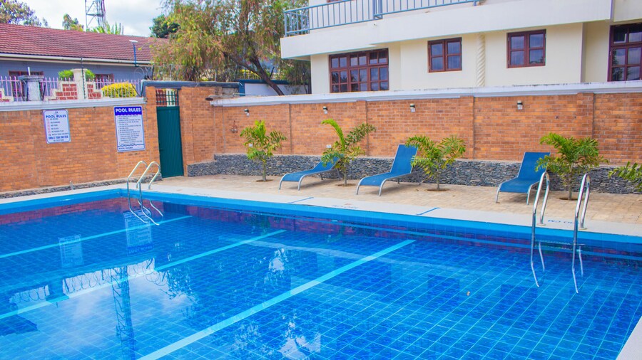 Bamboo Savanna Villas