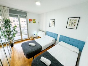 Soundproofing, iron/ironing board, free WiFi - Bielsa del Pilar - Turistea  (Zaragoza)