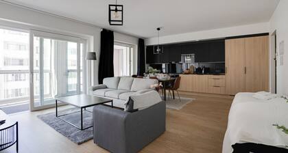 Tampere Soccer Stadium 82sqm for 7 guest by Comein