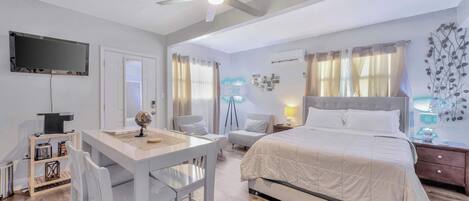 1 makuuhuone, silitysrauta/-lauta, Wi-Fi, vuodevaatteet