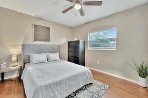 2 camere, ferro/asse da stiro, Wi-Fi, lenzuola