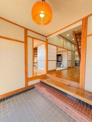 Interior entrance - Jun Resort tuki (Kujukuri)