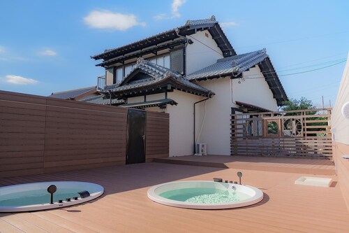 屋外スパ浴槽