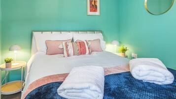 1 bedroom, iron/ironing board, WiFi, bed sheets