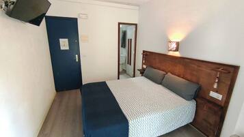 Basic-Doppelzimmer, Balkon, Stadtblick