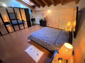 3 عدّة غرف نوم