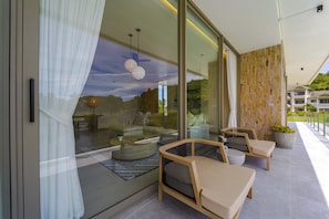 Villa, Mountain View | Balcony