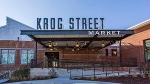 A building with a sign reading 'Krog Street Market' above a covered entrance. - Chic ATL Stay | Private, Near BeltLine + WiFi (Atlanta)