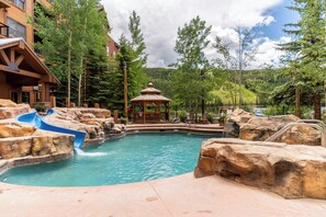 Outdoor pool - Slope-Side Luxury Condo - Pool with Slide, Hot Tubs, & More! (Keystone)