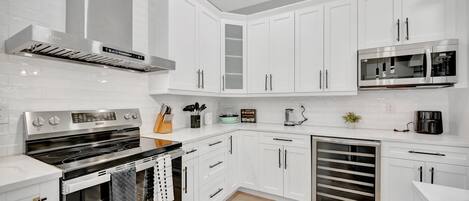 Căn hộ | 4 phòng ngủ, truy cập Internet tốc độ cao