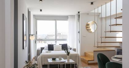 La Pergola 6J - Interior Penthouse with Terrace