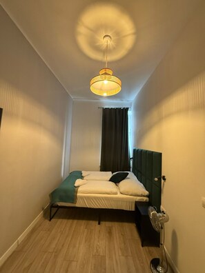 基础公寓 | 熨斗/熨板、免费 WiFi