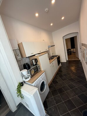 Basic-Apartment | Eigene Küche