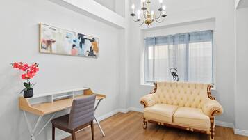 House | 4 bedrooms, Internet