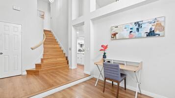 House | 4 bedrooms, Internet