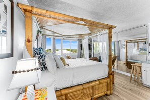Apartment | 1 bedroom - Top of the Gulf 620 Beachfront Couples Retreat (Panama City Beach)