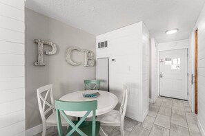 Apartment | 1 bedroom - Top of the Gulf 506 Beachfront Free Beach Chairs (Panama City Beach)