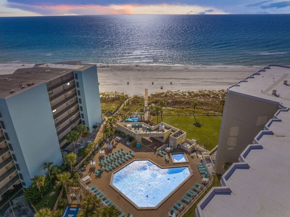 Apartment - Renovated Beach Front Condo - Top of the Gulf 302 (Panama City Beach)