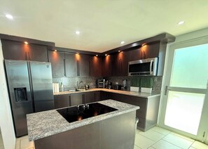 Casa, 5 habitaciones, para fumadores, alberca privada | Interior