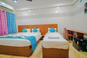 9 عدّة غرف نوم وواي فاي وملاءات أسرّة