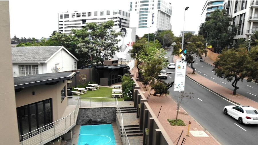Lux Leisure Apartment Hotel Sandton