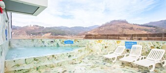 Benikea Hotel CheongDo Hot Spring