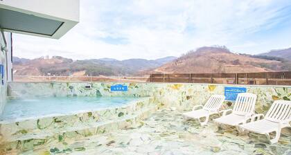 Benikea Hotel CheongDo Hot Spring