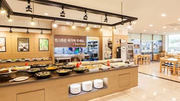 Breakfast buffet